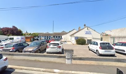 Nighat Munir, Ostéopathe à Rosny-sur-Seine