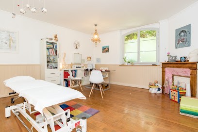 Carine PAUSSET Ostéopathe D.O. Auterive 31190, Ostéopathe à Auterive