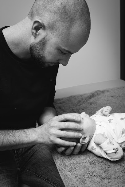 Guillaume Larroumets - Marion Laroche - Clara Moraux, Ostéopathe à Sallanches