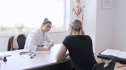 Noémie NADJAPOOR, Ostéopathe au Blanc-Mesnil
