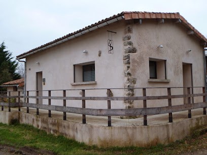 Stéphanie CARBONIERE, Ostéopathe D.O, Ostéopathe à Clavé