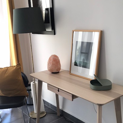 Ostéopathe Châteauneuf-les-Martigues Cecilia Canovas. Drainage Lymphatique Et Remodelage Renata França., Ostéopathe à Châteauneuf-les-Martigues