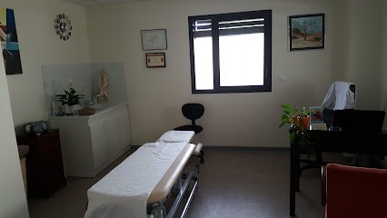 T, Ostéopathe à Lyon 01