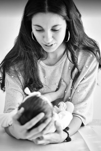 Nadia Zerrouki Ostéopathe - Spécialisée En Santé Des Femmes Et Bébé - Bordeaux Rive Droite, Ostéopathe à Floirac