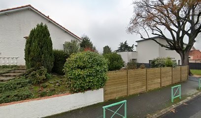 Alexandra VINCENTI - Ostéopathe - La Montagne, Ostéopathe à La Montagne